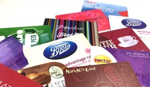 Loyalty scheme cards